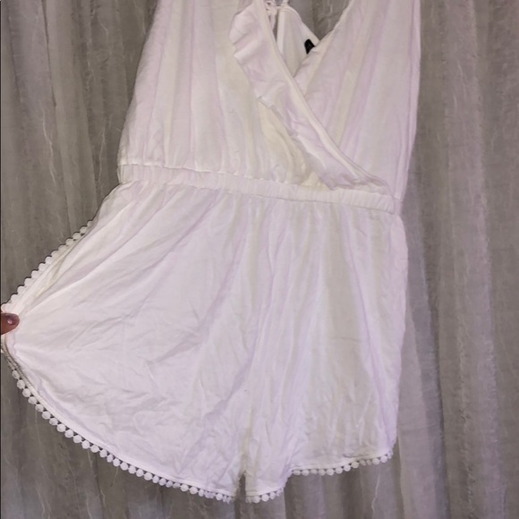 White romper NWOT - Picture 5 of 7